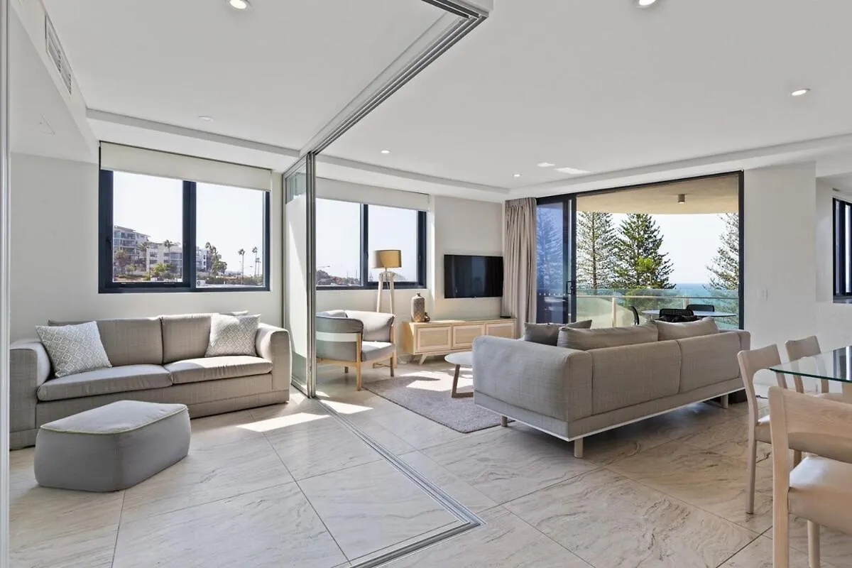 Breeze Mooloolaba 아파트